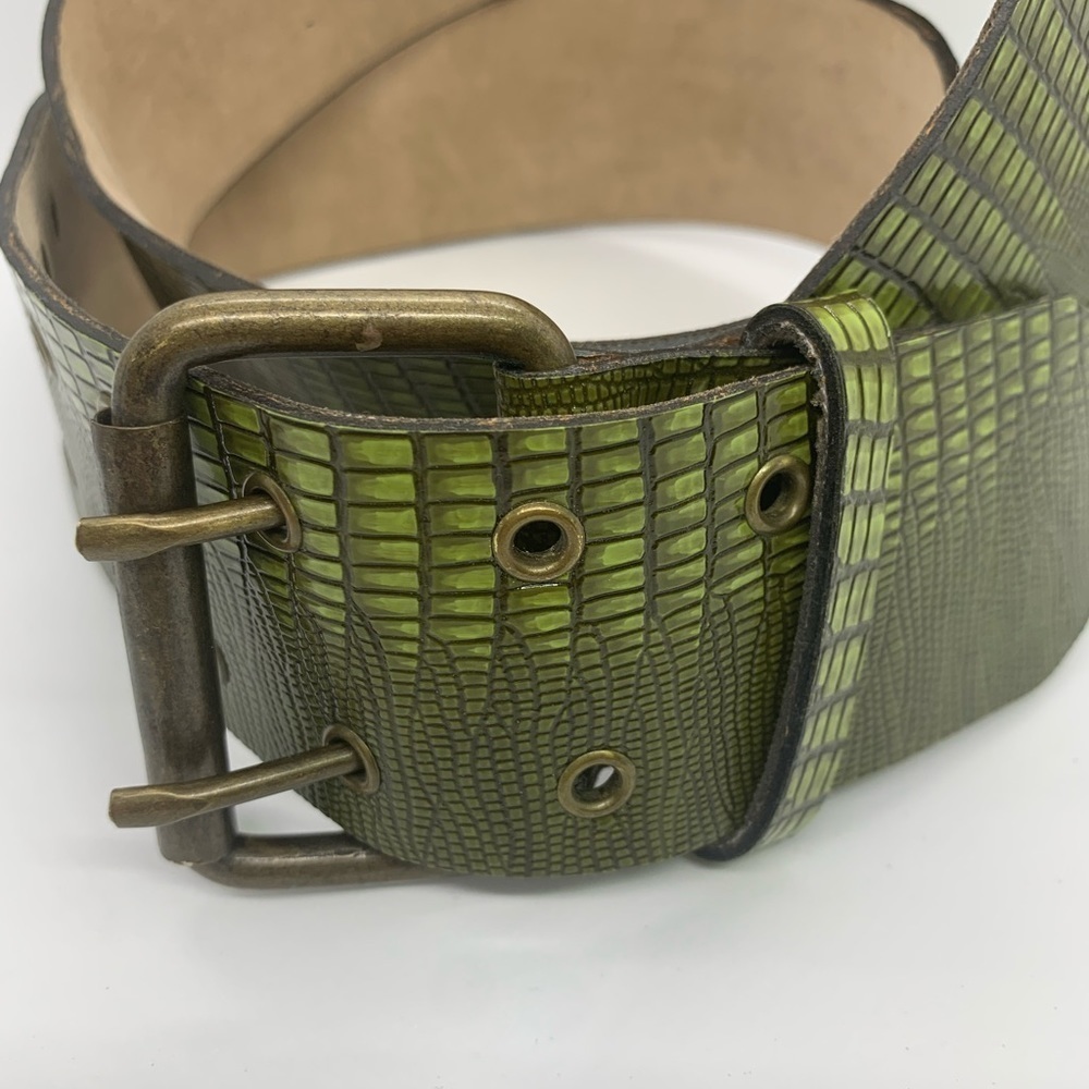 80’s 90’s Bright Green Crocodile Print Asymmetrical Belt - Picture 8 of 9